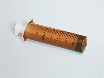 一次性使用無(wú)菌避光注射器